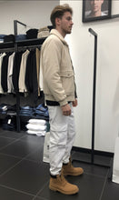 Carica l'immagine nel visualizzatore di Gallery, GIUBBINO IN VELLUTO TW-007