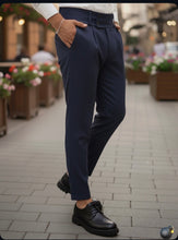 Carica l&#39;immagine nel visualizzatore di Gallery, PANTALONE VITA ALTA IN VISCOSA
