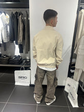 Carica l&#39;immagine nel visualizzatore di Gallery, GIUBBINO CON COLLETTO A3138
