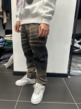 Carica l&#39;immagine nel visualizzatore di Gallery, JEANS MOD DSQ 041
