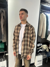 Carica l&#39;immagine nel visualizzatore di Gallery, CAMICIA A QUADRI CAM7791
