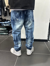 Carica l&#39;immagine nel visualizzatore di Gallery, JEANS MOD DSQ 268
